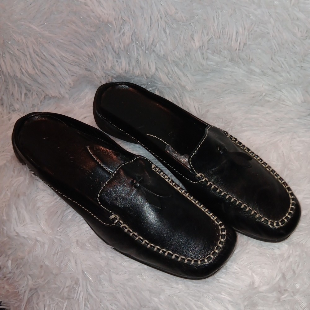 Womens Black Leather Slides